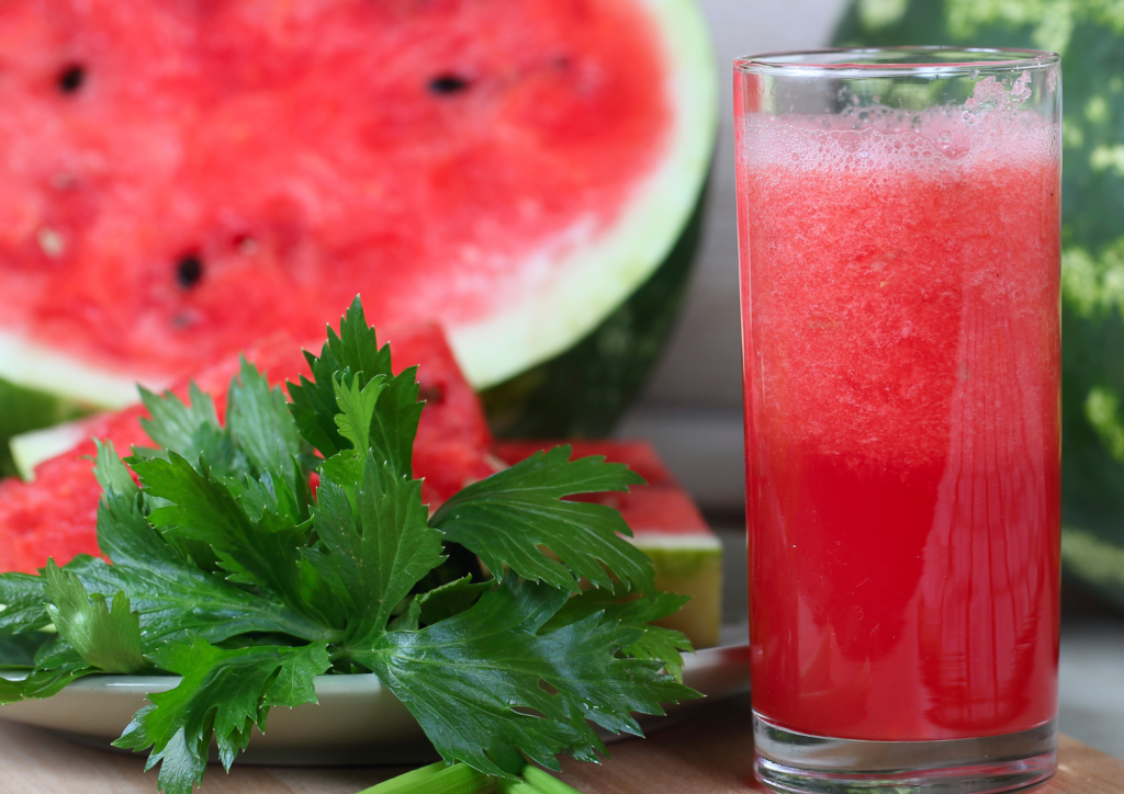 Anguria, melone e sedano: la dieta idratante per chi non molla lo sport outdoor